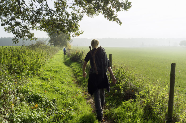 Modernes Pilgern und regeneratives Reisen: Wege zur Heilung