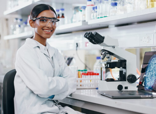 Yoga Medizin Integration: Wissenschaftliche Hilfe bei Krankheit